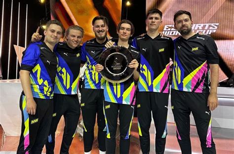 natus vincere|Natus Vincere .